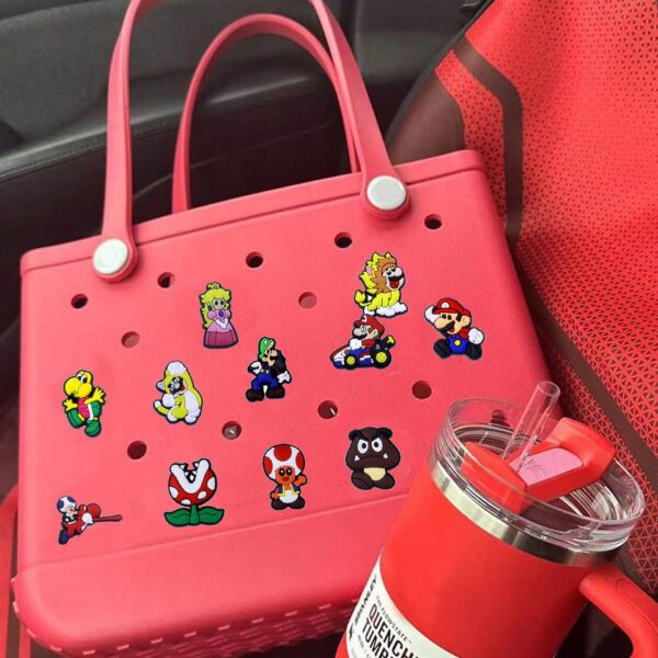 Przypinka Super Mario Bros do Crocs butów klapków telefonu torby torebki - obrazek 6