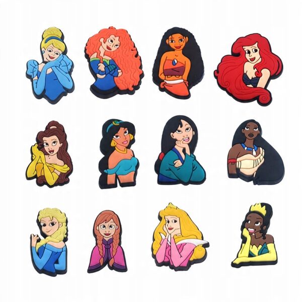 Zestaw przypinek do butów Crocs DISNEY KSIĘŻNICZKI 12 szt - obrazek 2