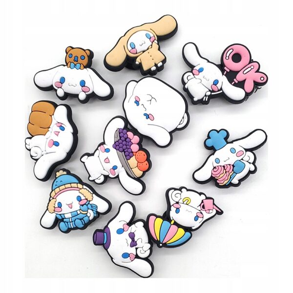 Przypinka Zimowy Cinnamoroll Hello Kitty do Crocs - obrazek 2