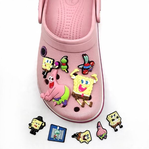 Duże XL Przypinki SpongeBob do Crocs butów klapków telefonu torebek plecaki - obrazek 3