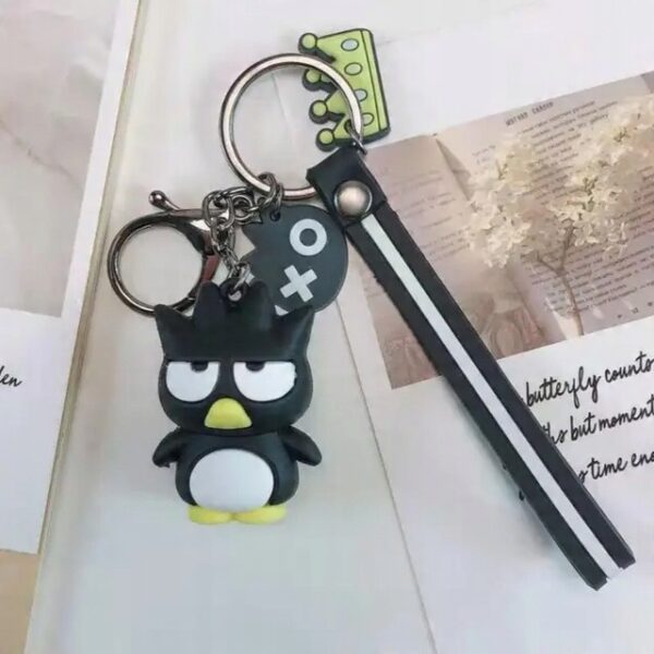 Kawaii Breloczek HELLO KITTY Badtz Maru - Oro Party | Idealny na Prezent - obrazek 2