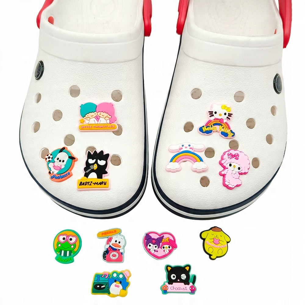Przypinki do Crocs HELLO KITTY do butów telefonu torby zestaw 12 szt